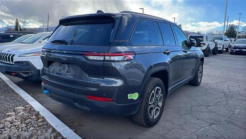 2022 Jeep Grand Cherokee 4xe Trailhawk