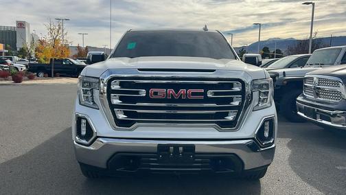 2022 GMC Sierra 1500 SLT