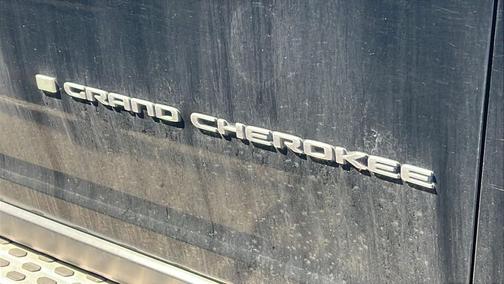 Diamond Black Crystal Pearlcoat 2025 Jeep Grand Cherokee L Limited