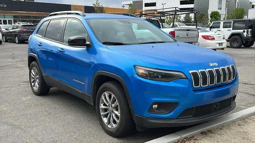 Hydro Blue Pearlcoat 2022 Jeep Cherokee Latitude Lux