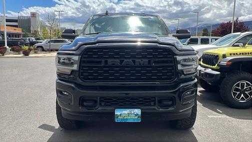 2022 RAM 2500 Big Horn Crew Cab 4x4 6'4' Box