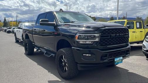 2022 RAM 2500 Big Horn Crew Cab 4x4 6'4' Box