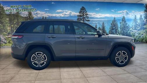Baltic Gray Metallic Clearcoat 2022 Jeep Grand Cherokee 4xe Trailhawk