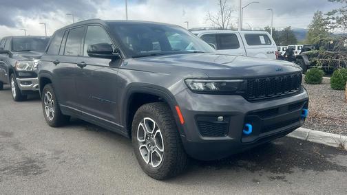 2022 Jeep Grand Cherokee 4xe Trailhawk
