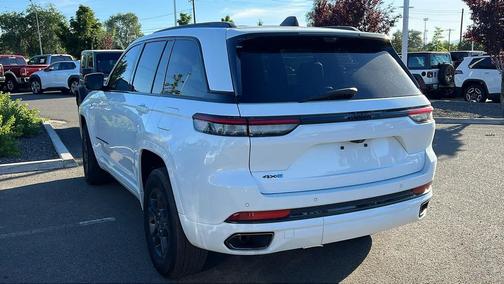 Bright White Clearcoat 2025 Jeep Grand Cherokee 4xe Anniversary Edition