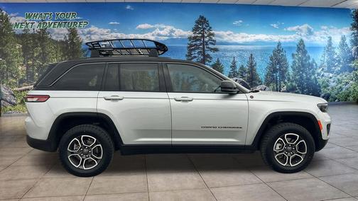 2022 Jeep Grand Cherokee Trailhawk