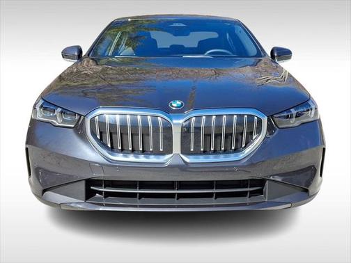 2024 BMW 530 i xDrive