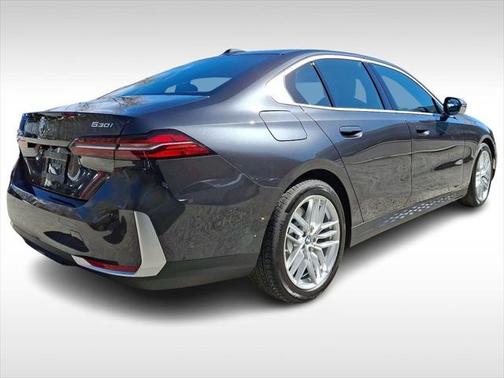 2024 BMW 530 i xDrive