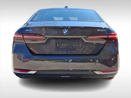 2024 BMW 530 i xDrive
