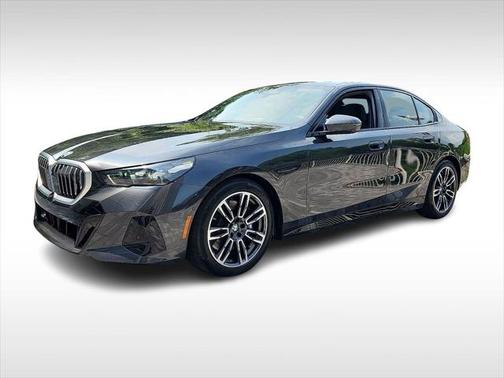 2025 BMW 540 i xDrive