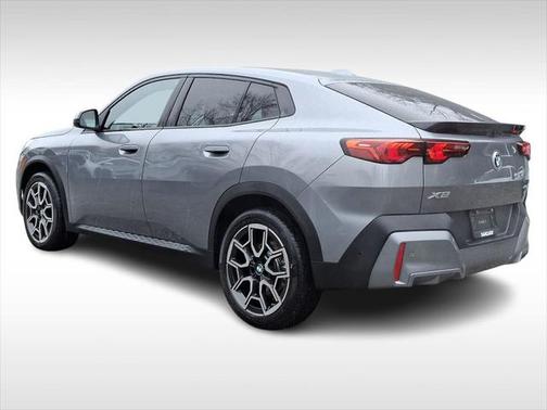 2025 BMW X2 xDrive28i