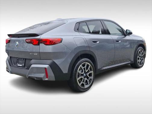 2025 BMW X2 xDrive28i