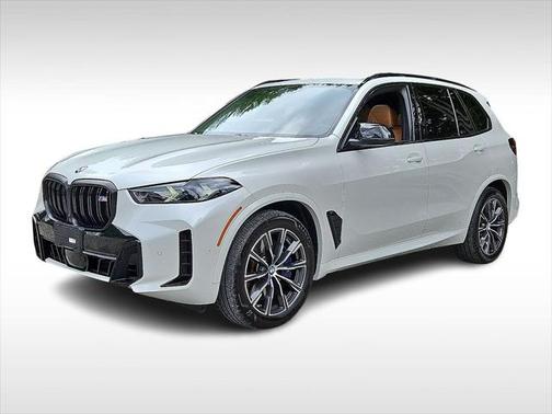2024 BMW X5 M60i