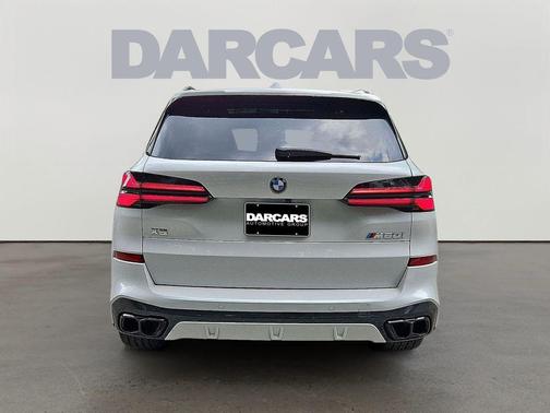 2024 BMW X5 M60i