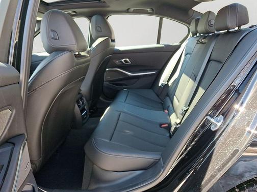 2026 BMW 330 xDrive NA