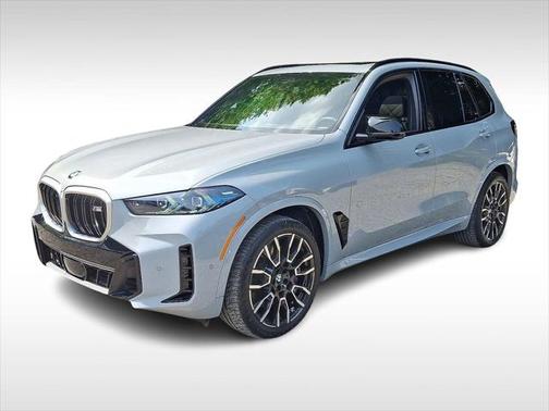 2025 BMW X5 M60i