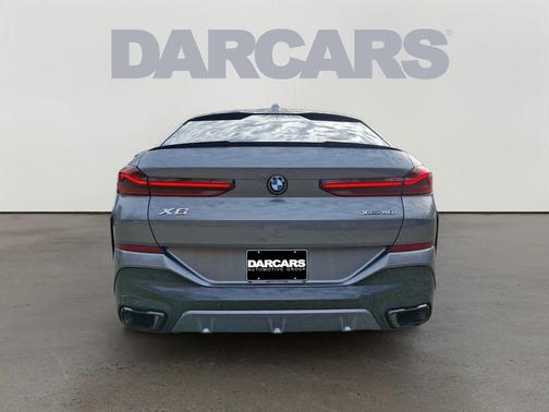 2025 BMW X6 xDrive40i