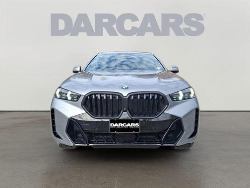 2025 BMW X6 xDrive40i