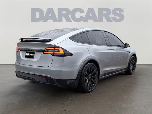 2024 Tesla Model X Long Range