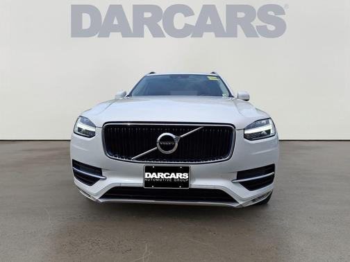 Ice White 2019 Volvo XC90 T6 Momentum