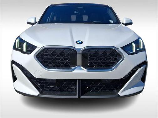 2025 BMW X2 xDrive28i
