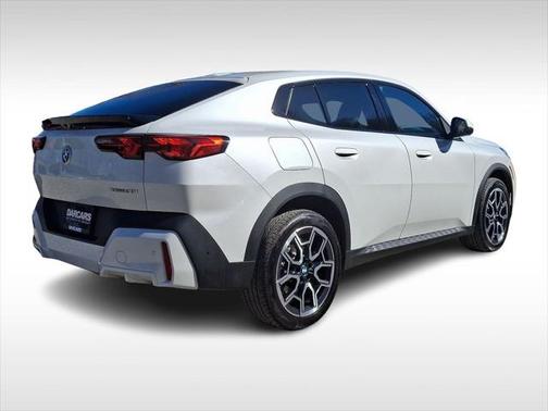 2025 BMW X2 xDrive28i