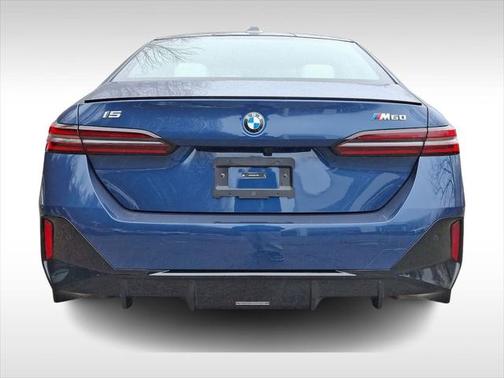2024 BMW i5 M60