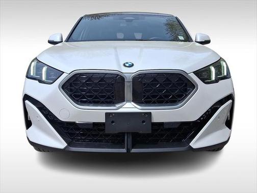 2025 BMW X2 xDrive28i