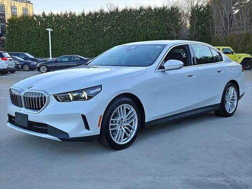2024 BMW 530 i xDrive