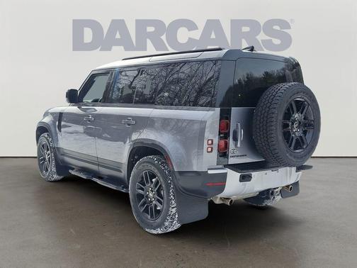 2024 Land Rover Defender 110 P300