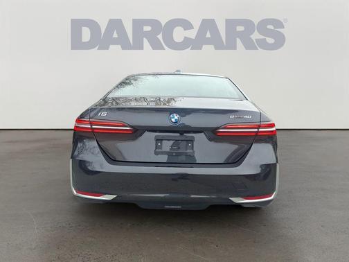 2024 BMW i5 eDrive40