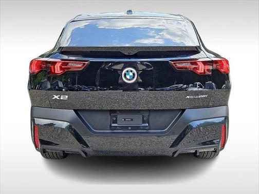2025 BMW X2 xDrive28i