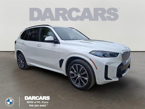 Mineral White Metallic 2025 BMW X5 xDrive40i
