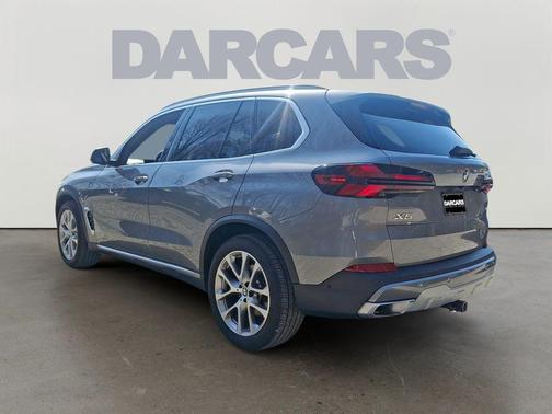 Skyscraper Grey Metallic 2024 BMW X5 xDrive40i