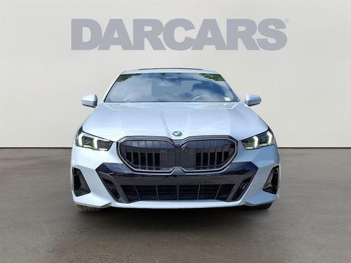 2025 BMW 530 i xDrive