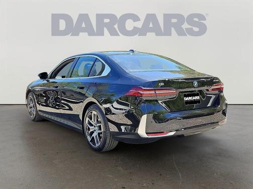 2025 BMW i5 xDrive40