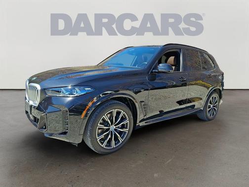 Black Sapphire Metallic 2024 BMW X5 xDrive40i