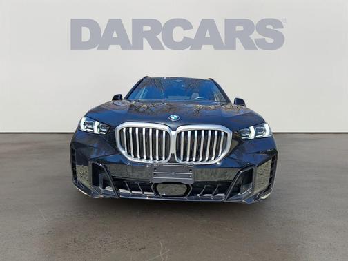 Black Sapphire Metallic 2024 BMW X5 xDrive40i