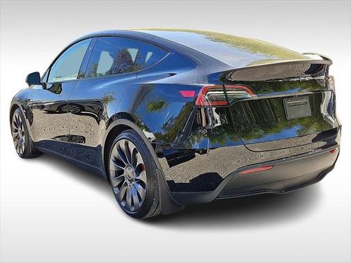 2024 Tesla Model Y Performance Dual Motor All-Wheel Drive