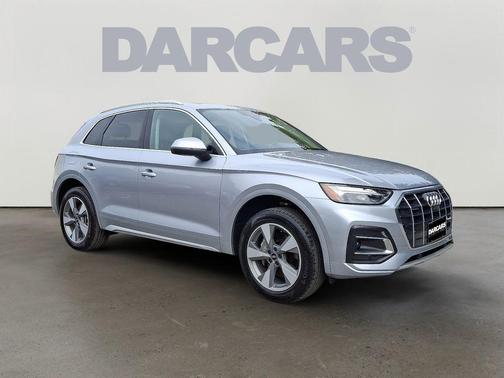 2023 Audi Q5 40 Premium Plus