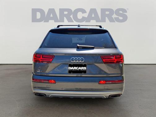 Gray 2019 Audi Q7 55 Premium Plus
