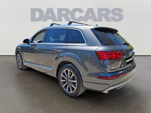 Gray 2019 Audi Q7 55 Premium Plus