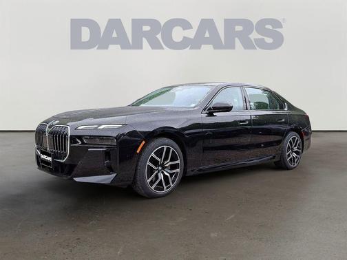 2025 BMW 740 xDrive