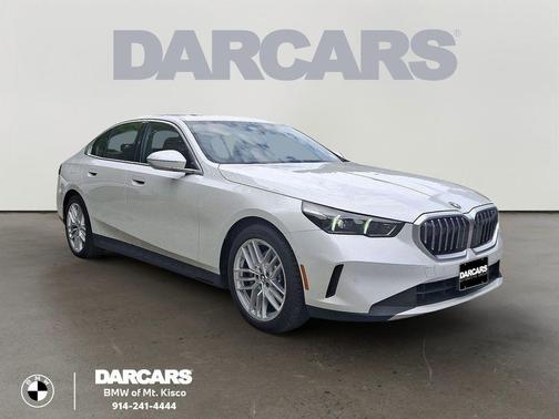 2025 BMW 530 i xDrive