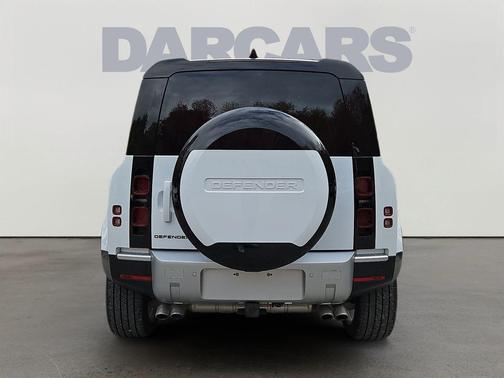 2024 Land Rover Defender 110 P500 SE