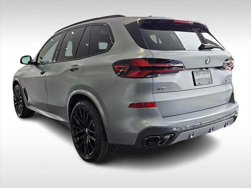 2026 BMW X5 M60i