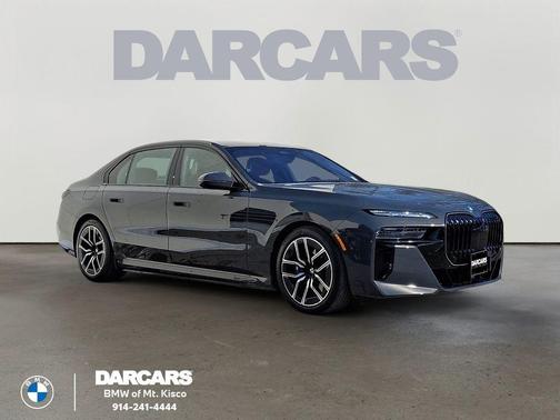 2025 BMW 750e i xDrive