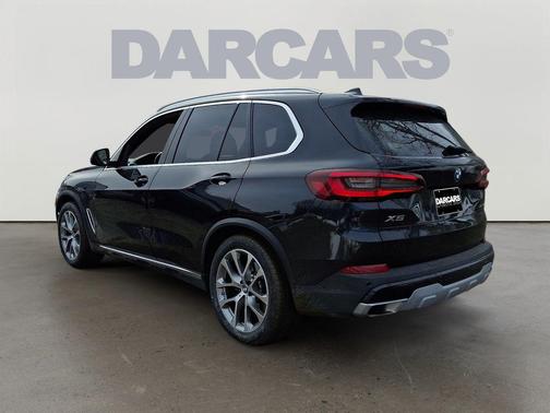 Black Sapphire Metallic 2023 BMW X5 xDrive40i