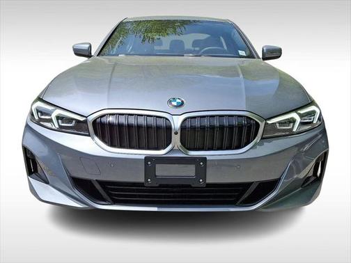 2025 BMW 330 i xDrive