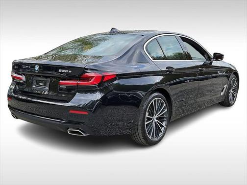 2021 BMW 530e Base